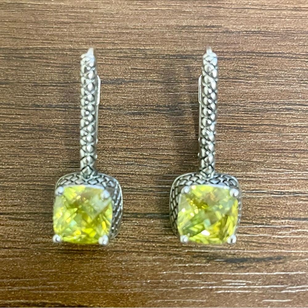 Elegant Silver and Citrine Earrings